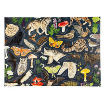Load image into Gallery viewer, Midnight Flora & Fauna - 1000 Piece Jigsaw Puzzle