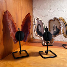 Load image into Gallery viewer, Butterfly Shaped Crystals - Agate
