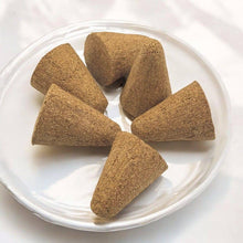 Load image into Gallery viewer, Palo Santo Cones