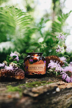 Load image into Gallery viewer, Honey Tonic | 8oz Apothecary Soy Candle | Wild Beragmot, Honey and Tonka
