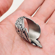 Load image into Gallery viewer, Death head moth Ring
