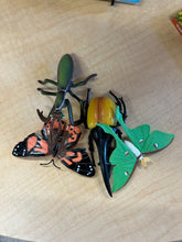 Load image into Gallery viewer, Bug Figures
