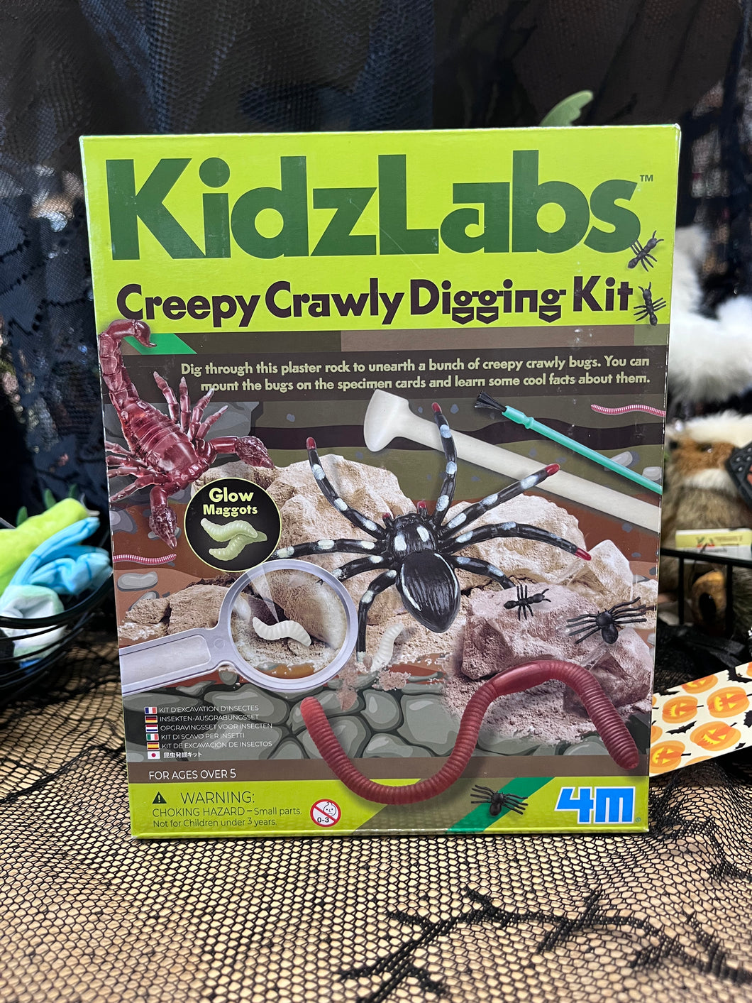 KidzLabs - Creepy Crawly Digging Kit