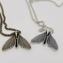 Load image into Gallery viewer, Deathhead hawk Necklace
