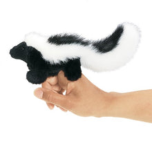 Load image into Gallery viewer, Finger Puppets
